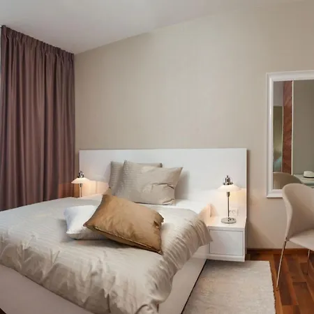 Seafront Deluxe Jevan 6 Beautiful Bedrooms Private Pool Vila *