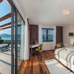 빌라 Seafront Deluxe Jevan 6 Beautiful Bedrooms Private Pool 트로기르